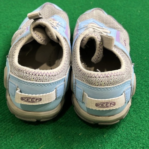 Keen kids Tan and Light Blue Sneakers size 2 - Picture 3 of 6